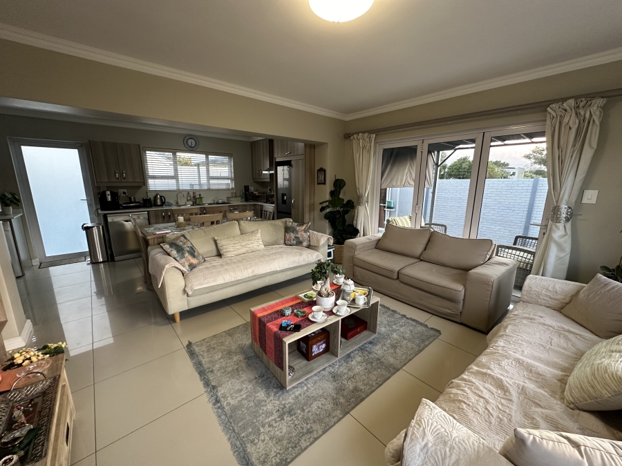 To Let 3 Bedroom Property for Rent in Plumstead Western Cape